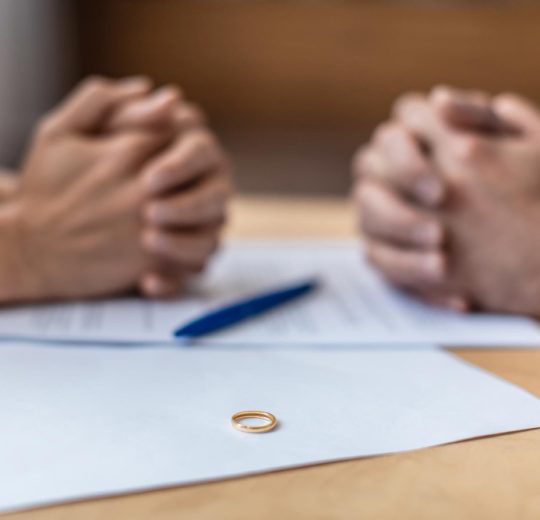 Diferencia entre separación y divorcio: qué cambia de verdad