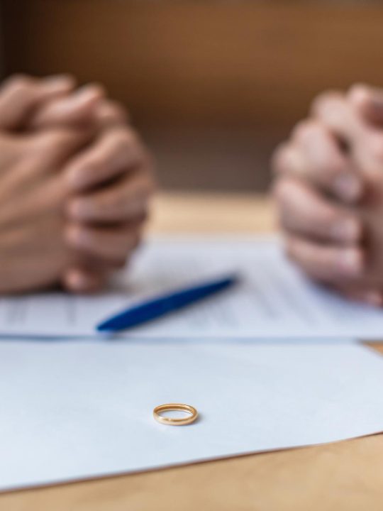 Diferencia entre separación y divorcio: qué cambia de verdad